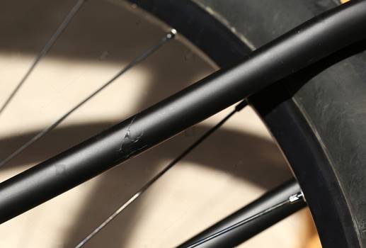 How to Tell if a Carbon Bike Frame is Cracked